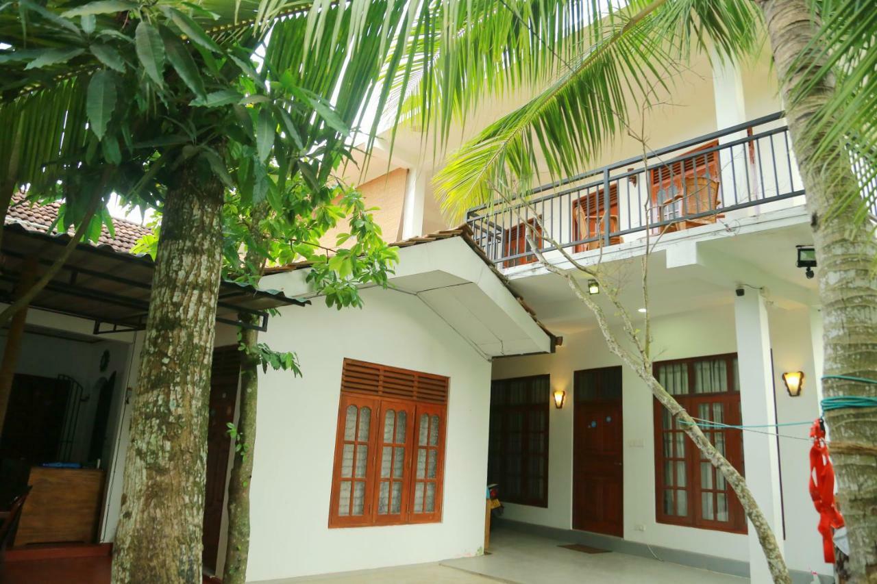 Gihan Guesthouse Mirissa Exterior foto